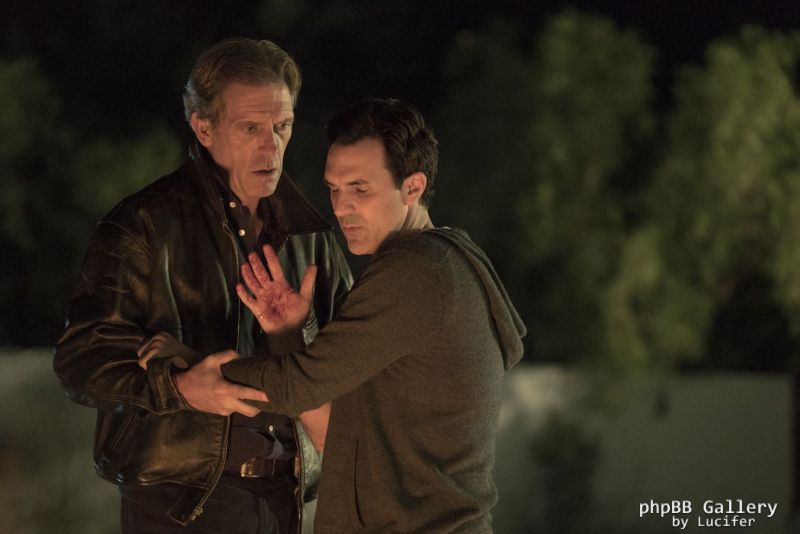 Hugh Laurie - Chance - 2x06 - 'Treasures in Jars of Clay'