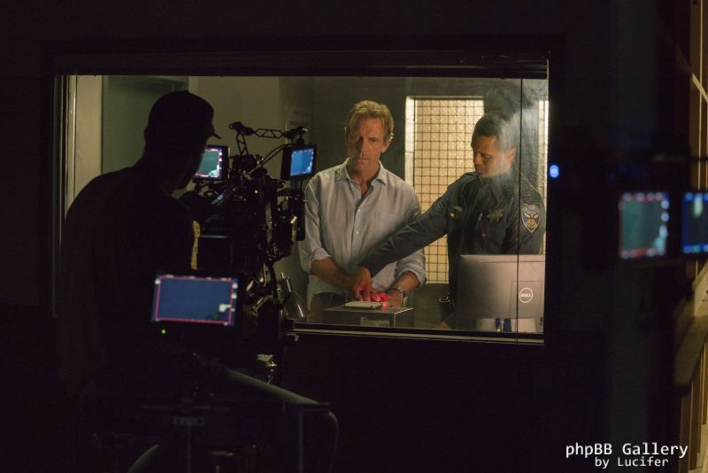 Hugh Laurie - Chance - 2x06 - 'Treasures in Jars of Clay' - Behind the Scenes