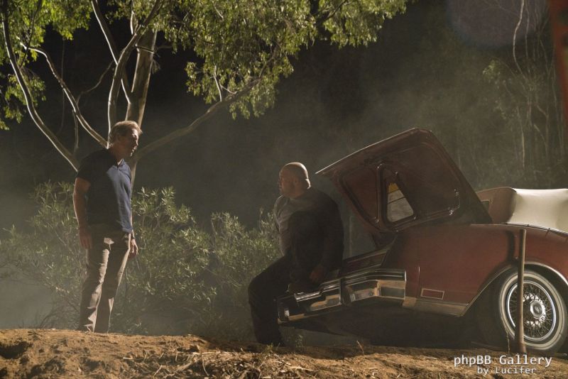Hugh Laurie - Chance - 2x10 - 'Especially if You Run Away'