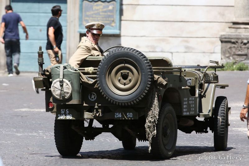 Hugh Laurie - Filming 'Catch 22', 02. August In Viterbo, Italy