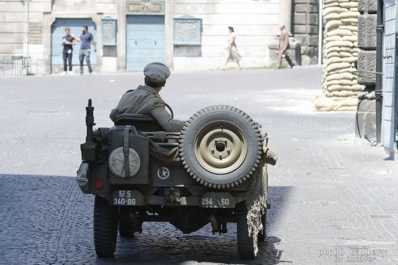Hugh Laurie - Filming 'Catch 22', 02. August In Viterbo, Italy