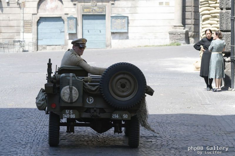 Hugh Laurie - Filming 'Catch 22', 02. August In Viterbo, Italy