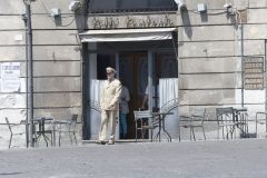 Hugh Laurie - Filming 'Catch 22', 02. August In Viterbo, Italy