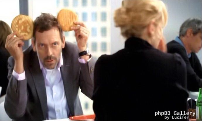 Hugh Laurie - Commercial - Mediaset Premium - take by m-ouse