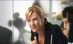 Hugh Laurie - Commercial - Mediaset Premium - take by m-ouse
